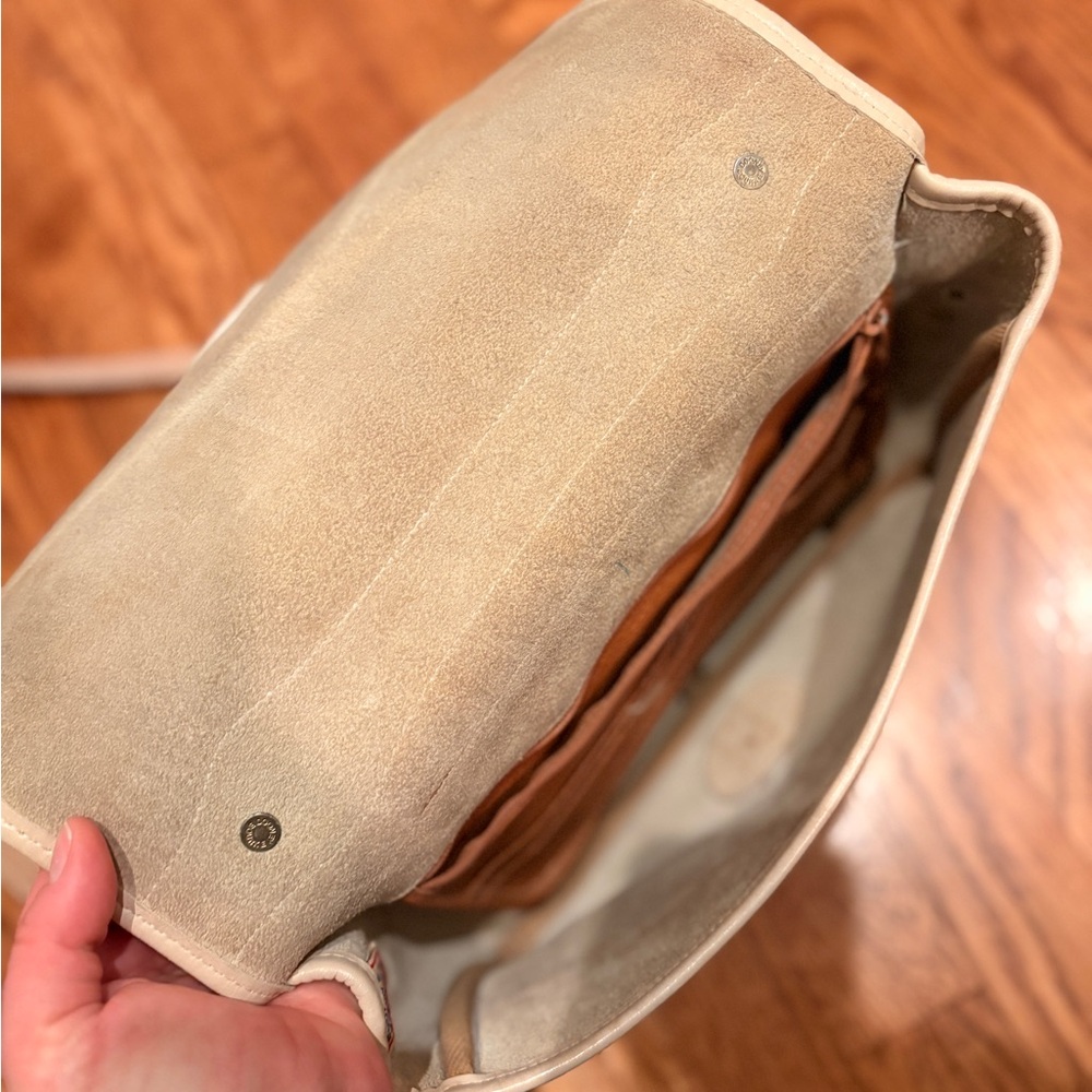 Vintage Dooney & Bourke messenger Crossbody bag - Picture 4 of 7